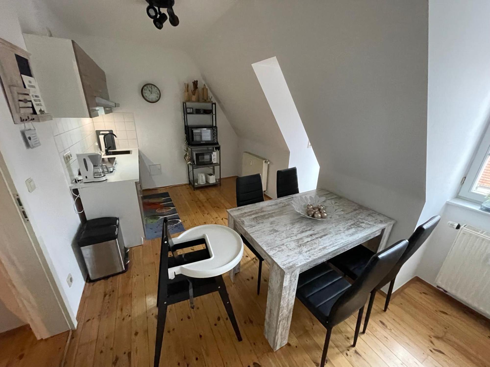 Brix Apartment Наумбург Екстериор снимка
